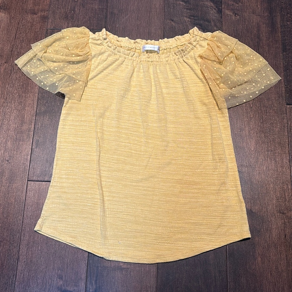 Retrology Sheer Dot Flutter Sleeve Top